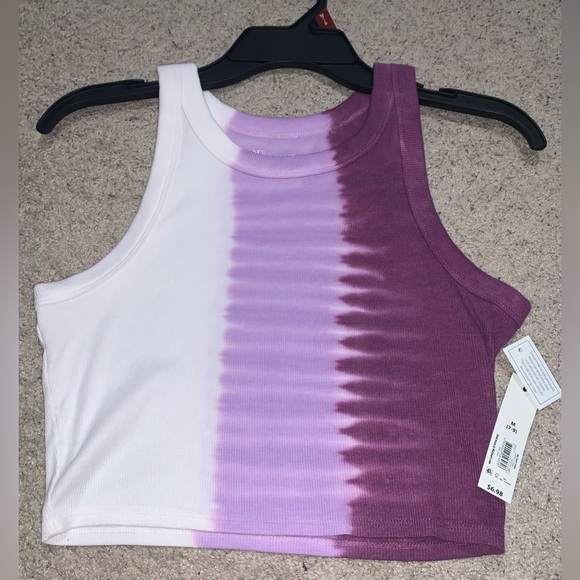 *6 PIECE BUNDLE* All NWT. 2 crop top tank tops. 2 tees. 2 bags. Shirts are all M - Picture 4 of 11